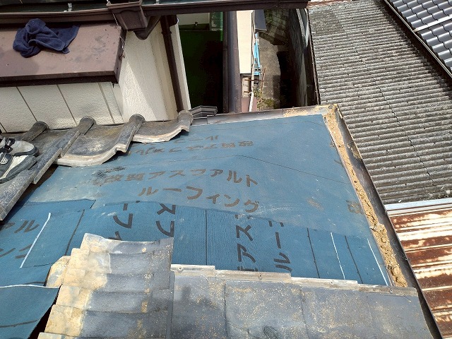 高松市　ルーフィング　敷設中　屋根